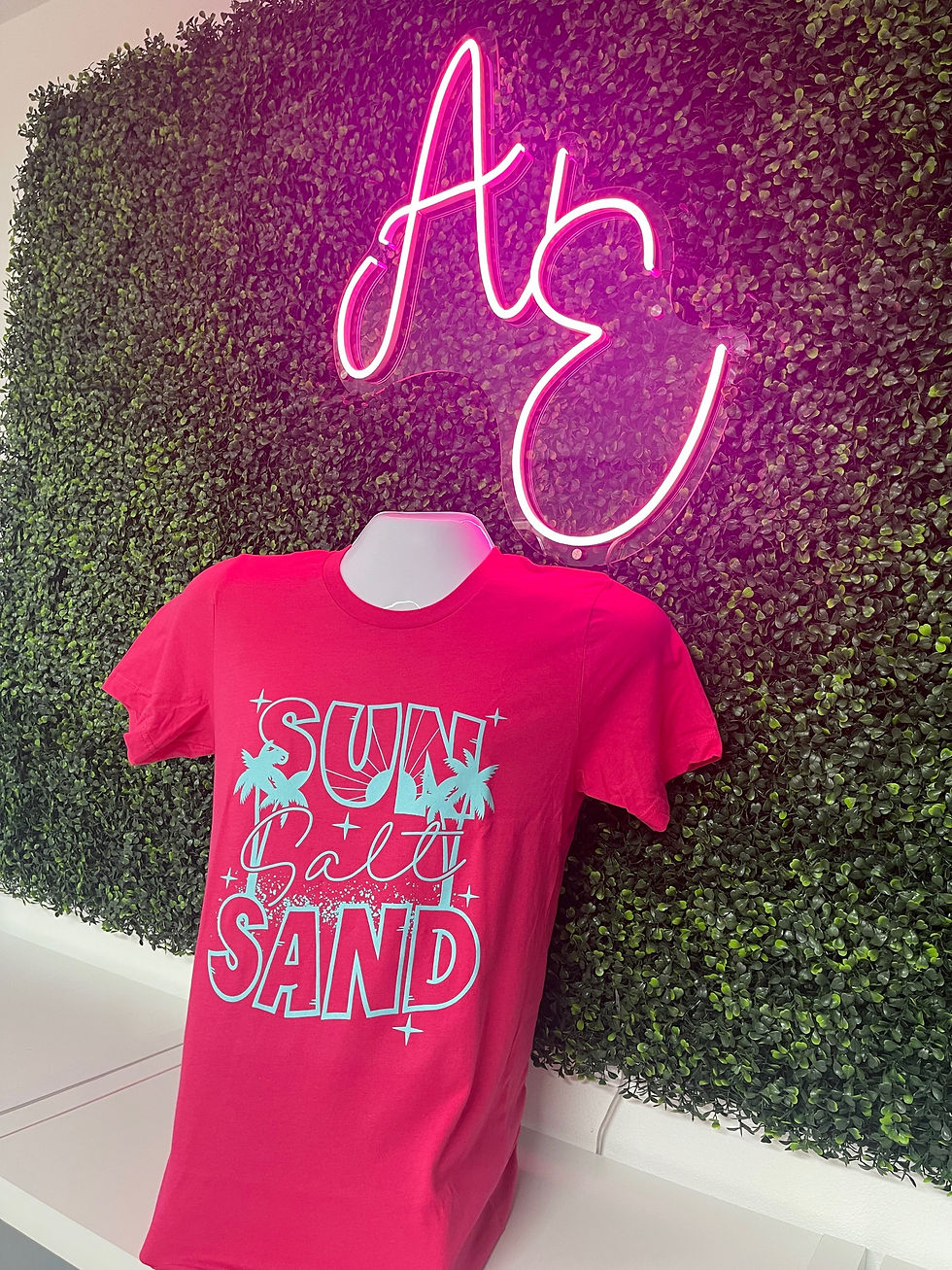 Sun Salt Sand Fuschia