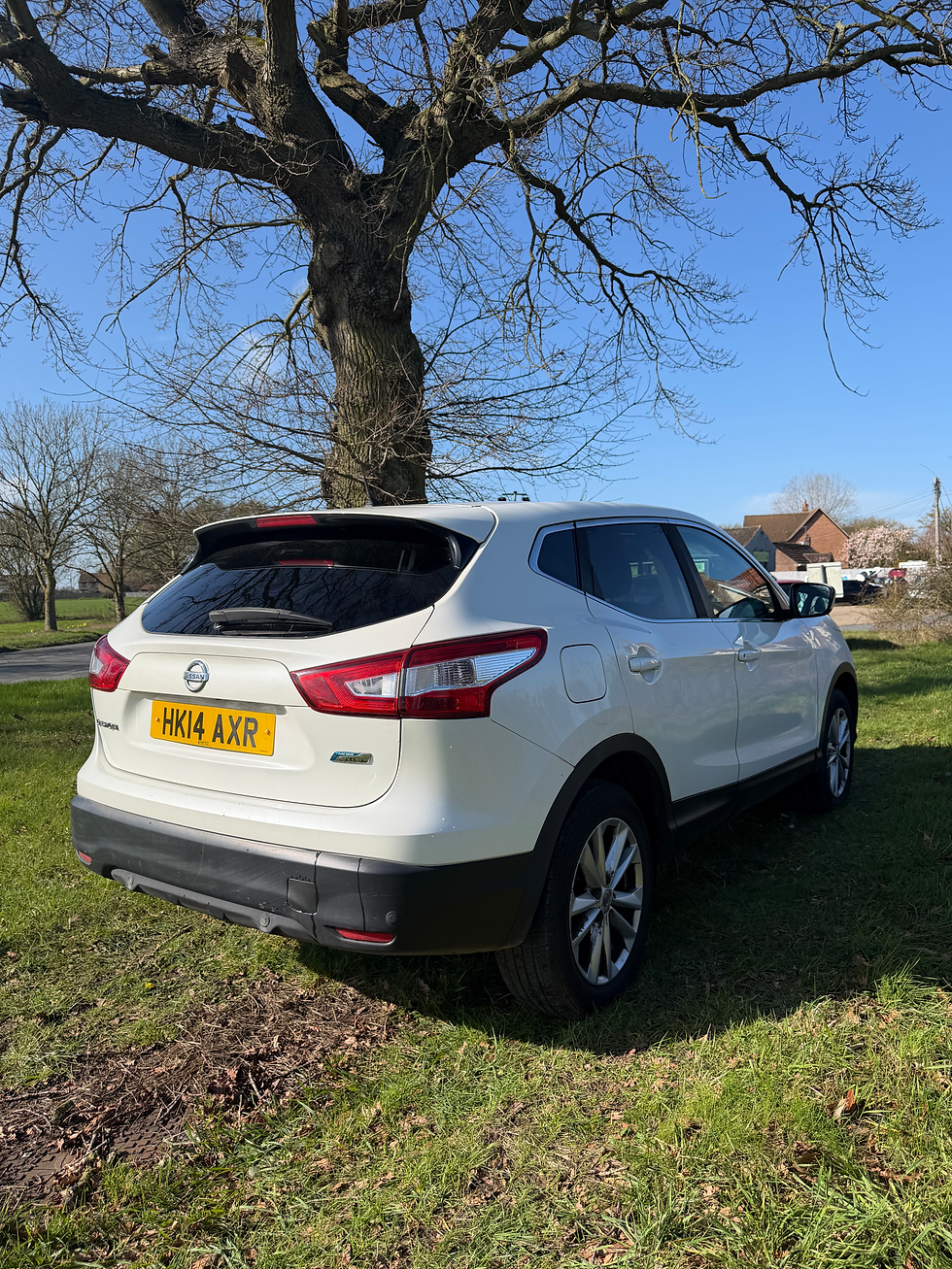 Thumbnail: 2014 NISSAN QUASHKAI