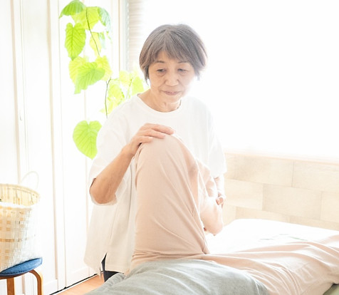 DROPS全身リンパすっきりコース施術中