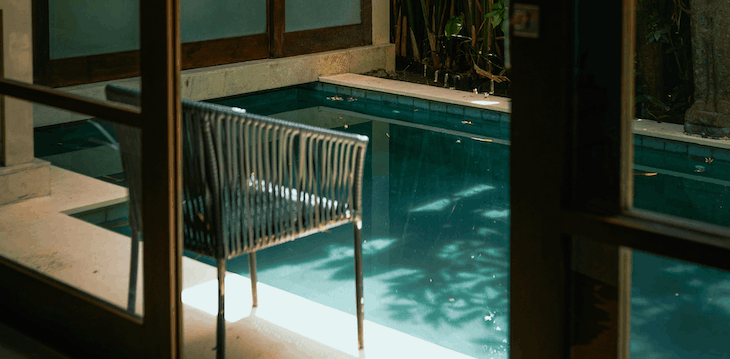 Atoreia hotel template - Poolside Room