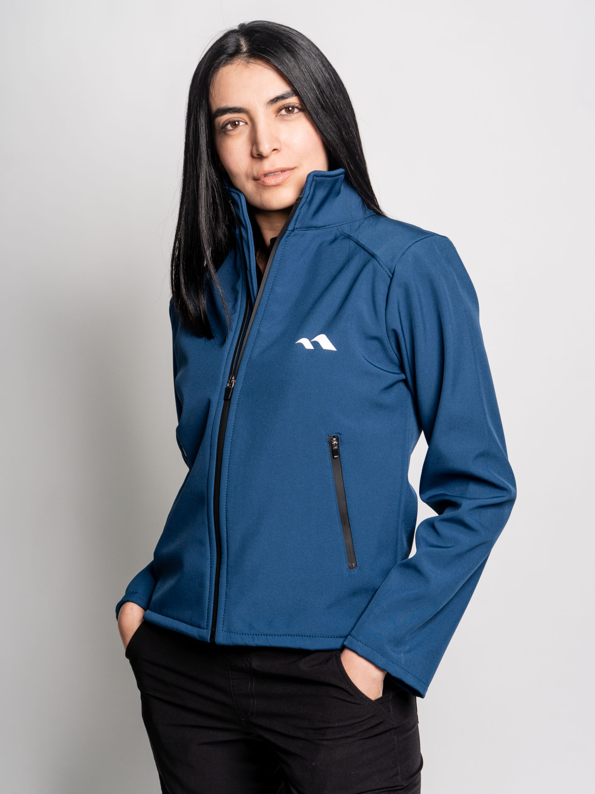 SOFTSHELL MUJER AZUL PETRÓLEO