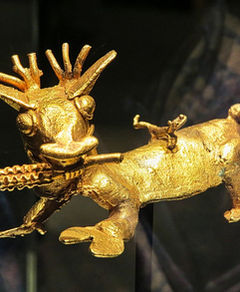 Gold figurine precolumbian Costa Rica history