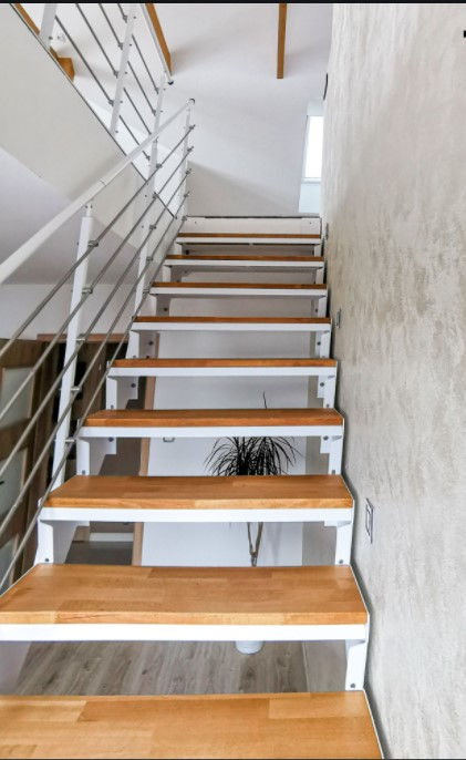 Indexkép: ASTA egyenes (bükkfa lépcsőfokok)