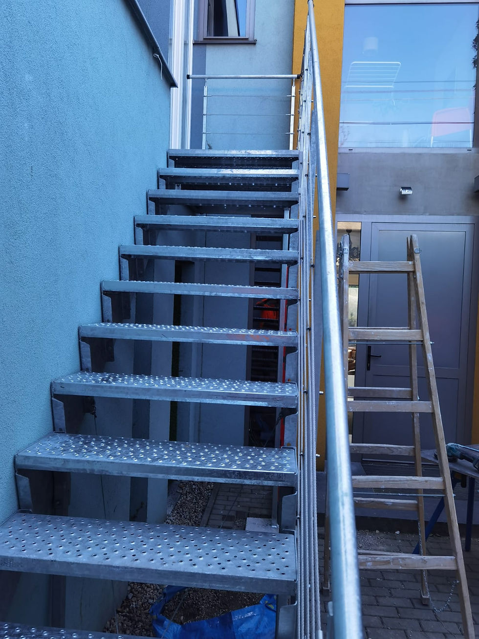 Indexkép: ASTA - perforált lemez lépcsőfok