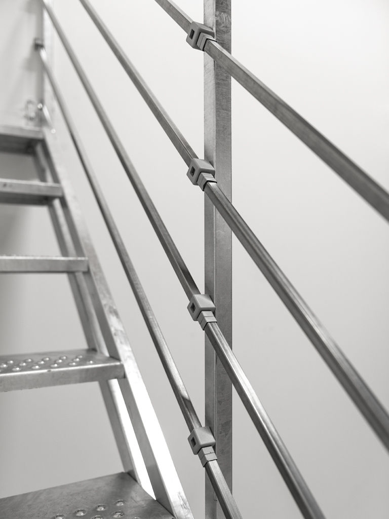 Miniatura: POP ZINK s oboustranním zábradlím