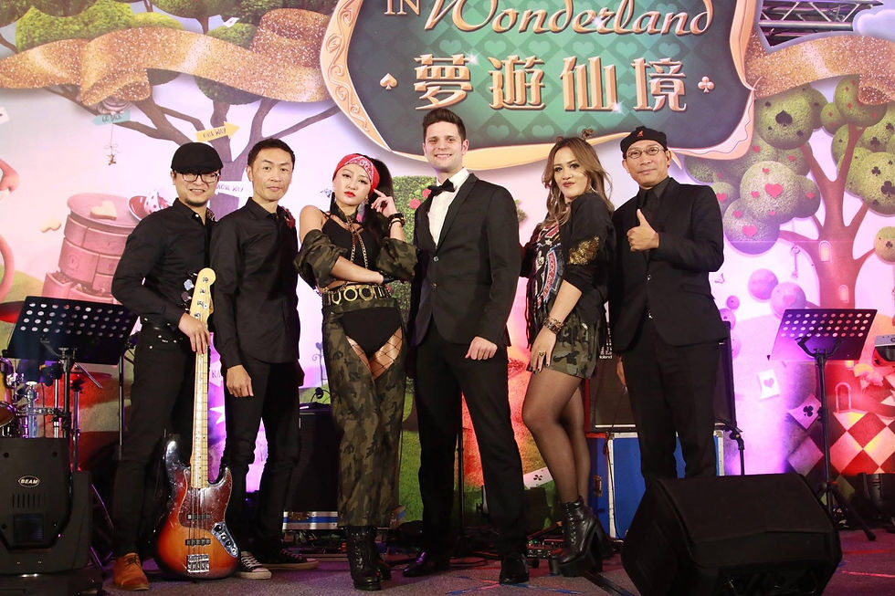 ivi-spa-year-end-party-live-band.JPG
