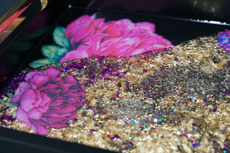 Thumbnail: Pink Gold Leaf River Tray