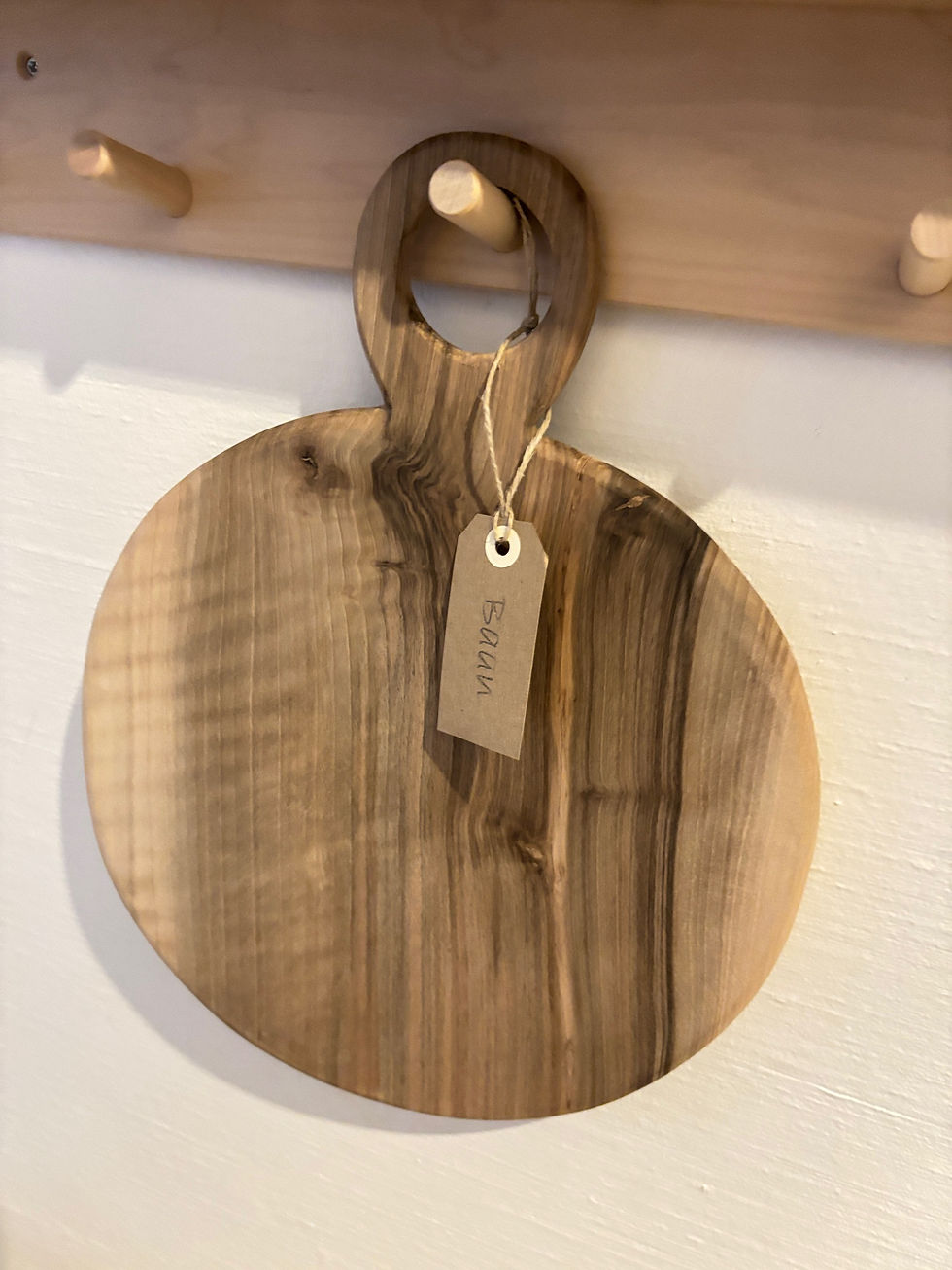 Miniature : Round Walnut Cutting Board