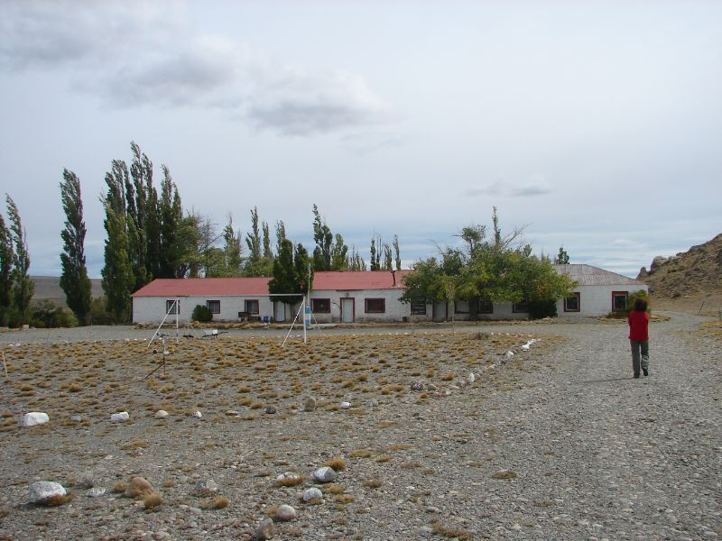 1-Caminando hacia el casco de la chacra.