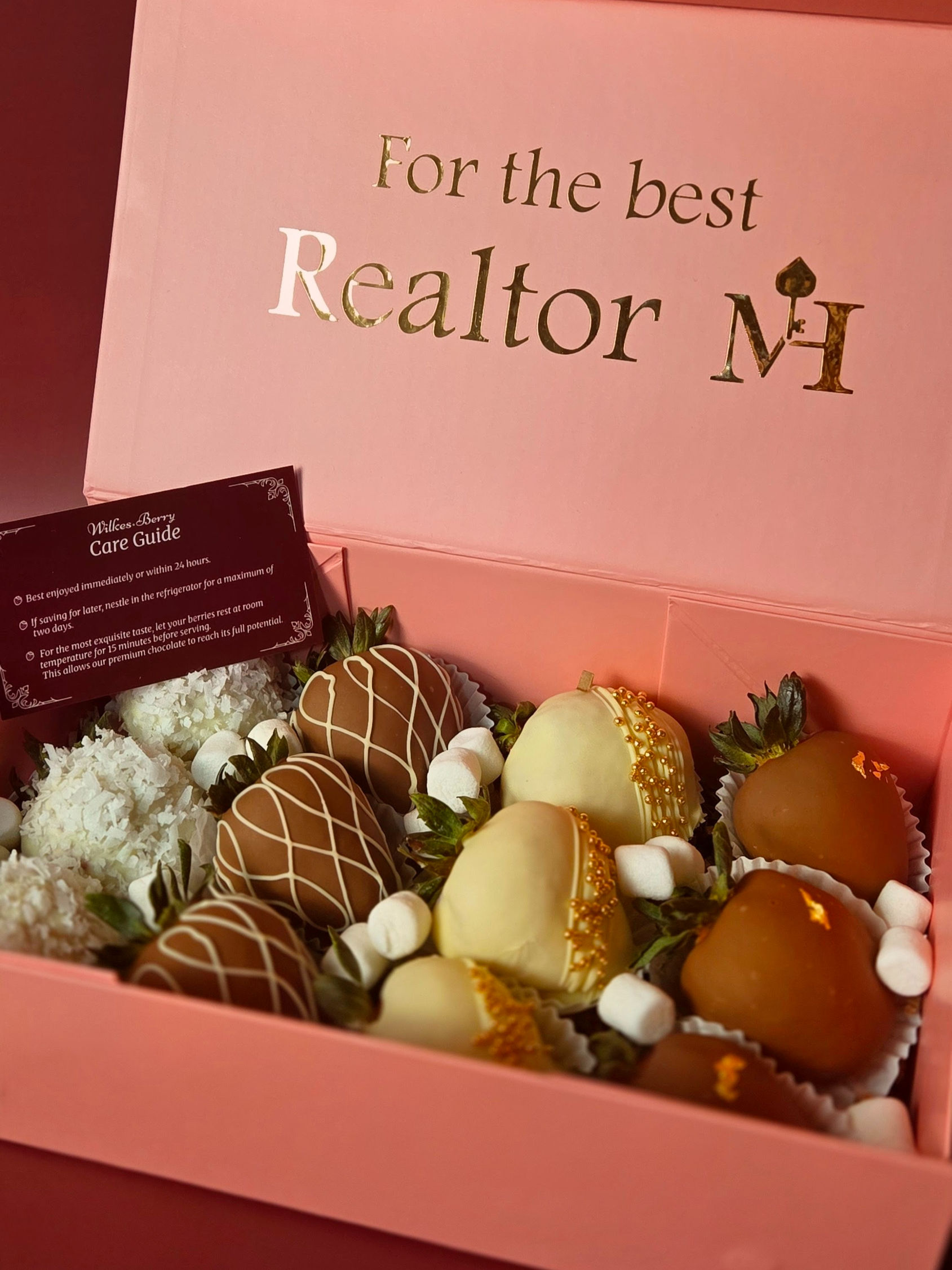 Premium Signature Strawberries