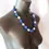 Thumbnail: Ensemble collier & boucles d'oreilles, perles céramiques, bleu ciel et bleu ming