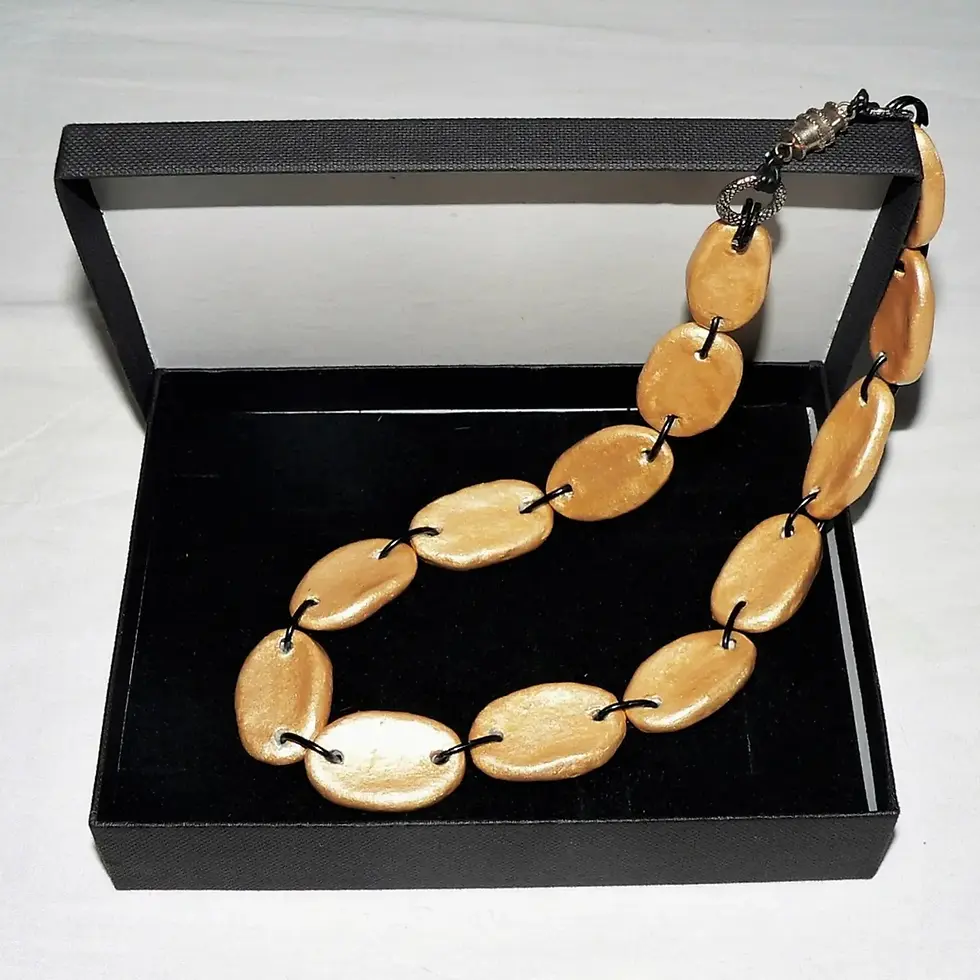 Miniature : Joaillerie femmes : ras-de-cou en céramique, couleur sable doré