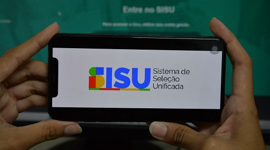 Atrasos e falhas no Sisu: vestibulandos enfrentam dificuldades no acesso aos resultados