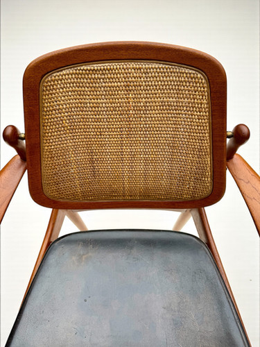 椅子 arnevodder arm chair ビンテージ・アームチェア｜アルネ・ボッター｜karf・Blackboard