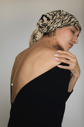 Back Design Necklace(Pearl) | C