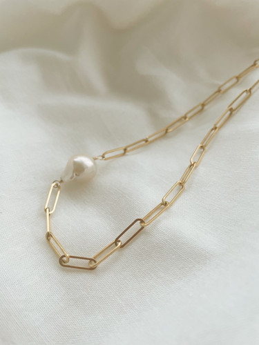 Back Design Necklace(Pearl) | C