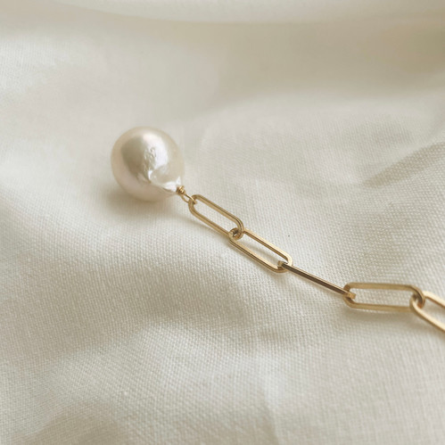 Back Design Necklace(Pearl) | C
