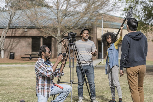 cropped-Tribeca-film-students0171_-1690x1125.jpg
