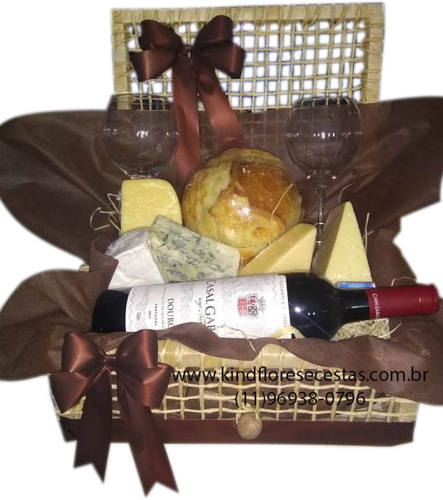 Cestas de Queijos e Vinhos na Vila Oratorio 11 2361-5884/ (11)96938-0796 WhatsApp