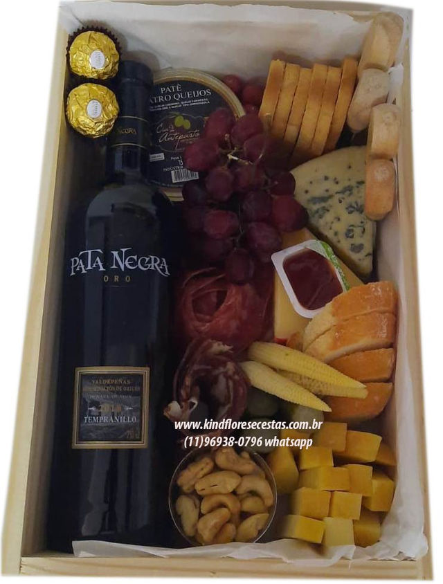 Cestas de Queijos e Vinhos na Vila Babilonia 11 2361-5884/ (11)96938-0796 WhatsApp