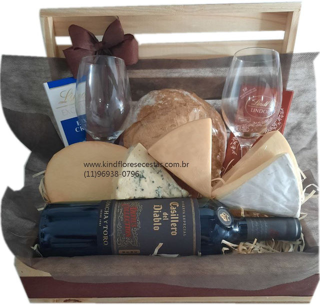 Cestas de Queijos e vinhos no Jardim Julieta 11 2361-5884/ (11)96938-0796 WhatsApp