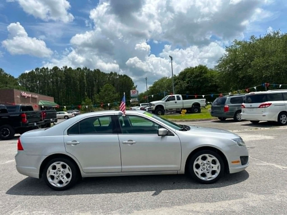 Thumbnail: 2010 Ford Fusion SE