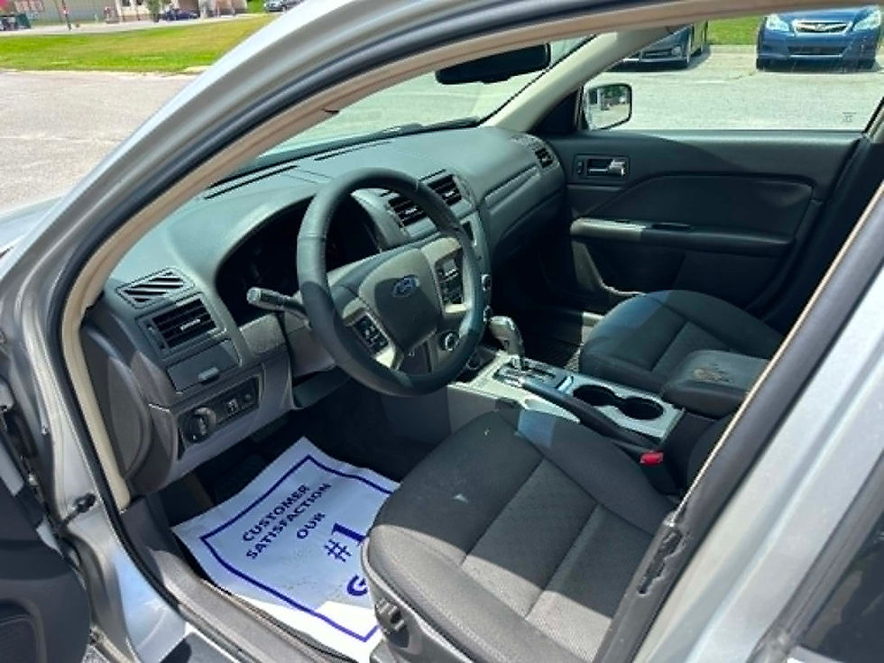 Thumbnail: 2010 Ford Fusion SE