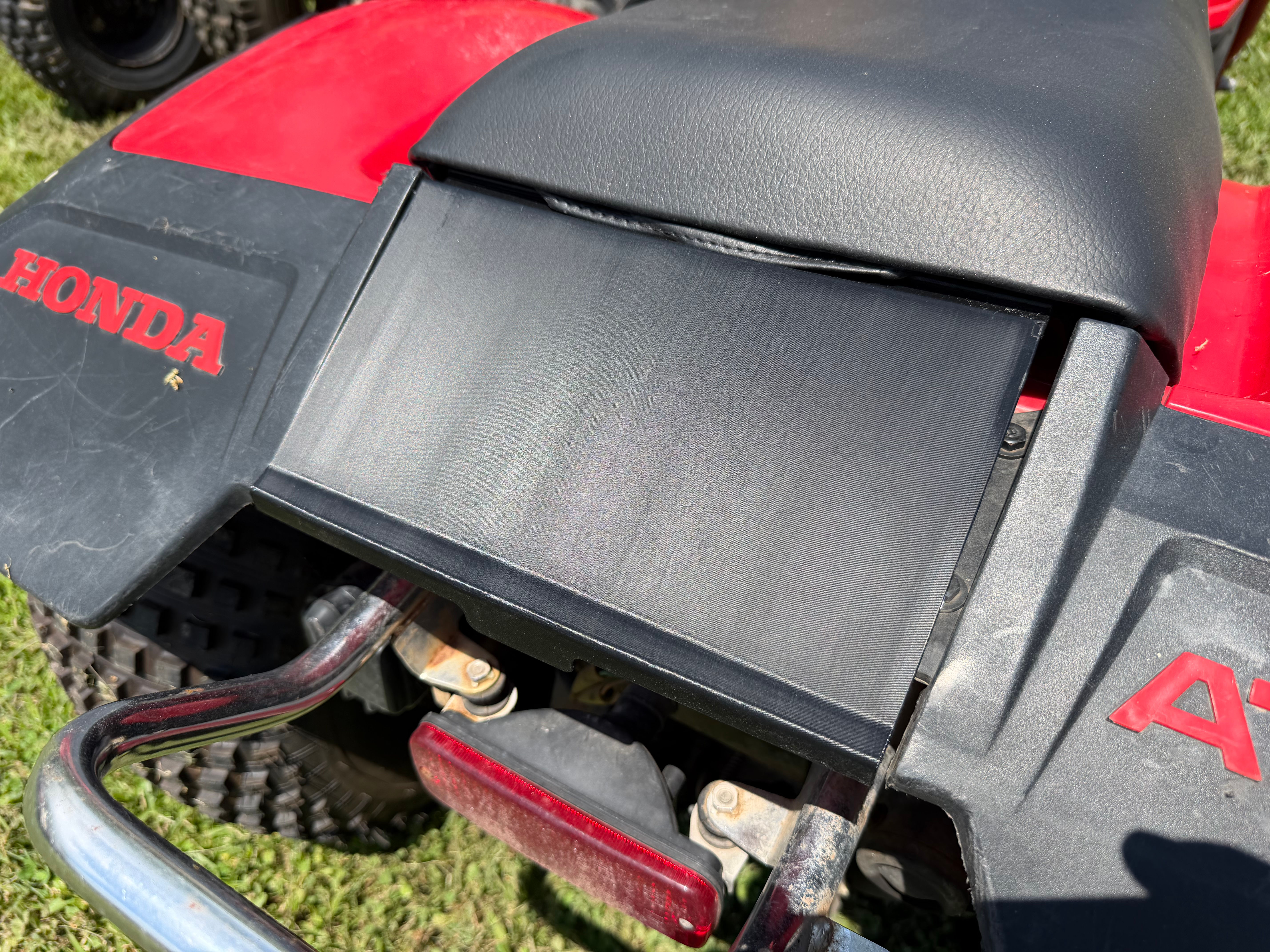 1983-85 Honda ATC110/125m/TRX125 Trunk Lid