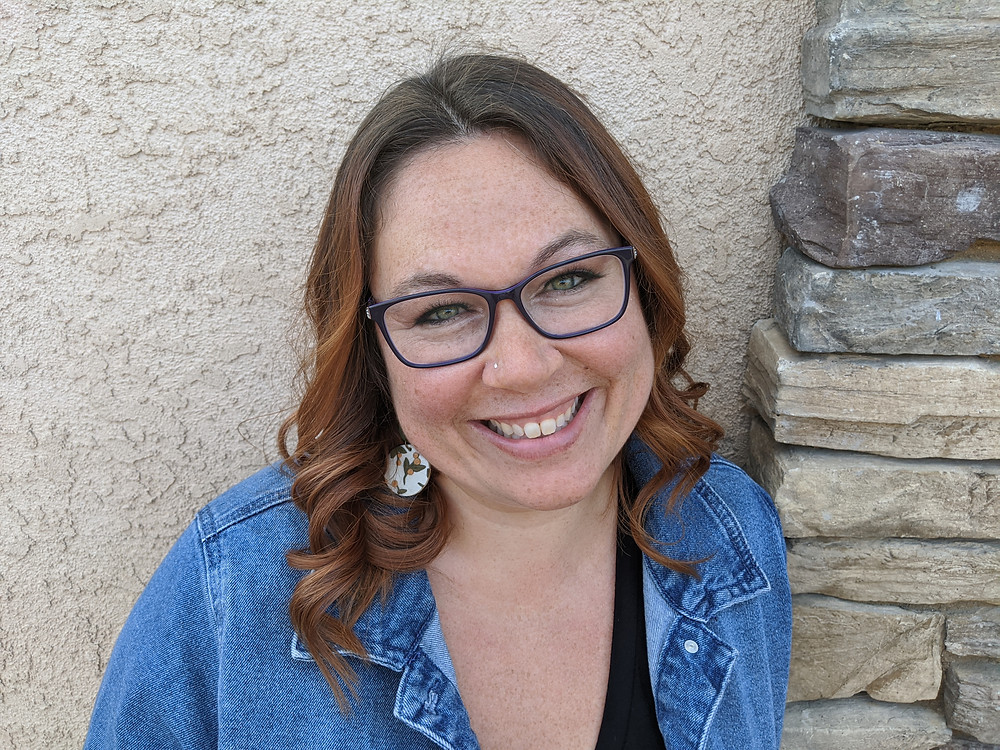 Therapist and Business Trainer Roya Dedeaux