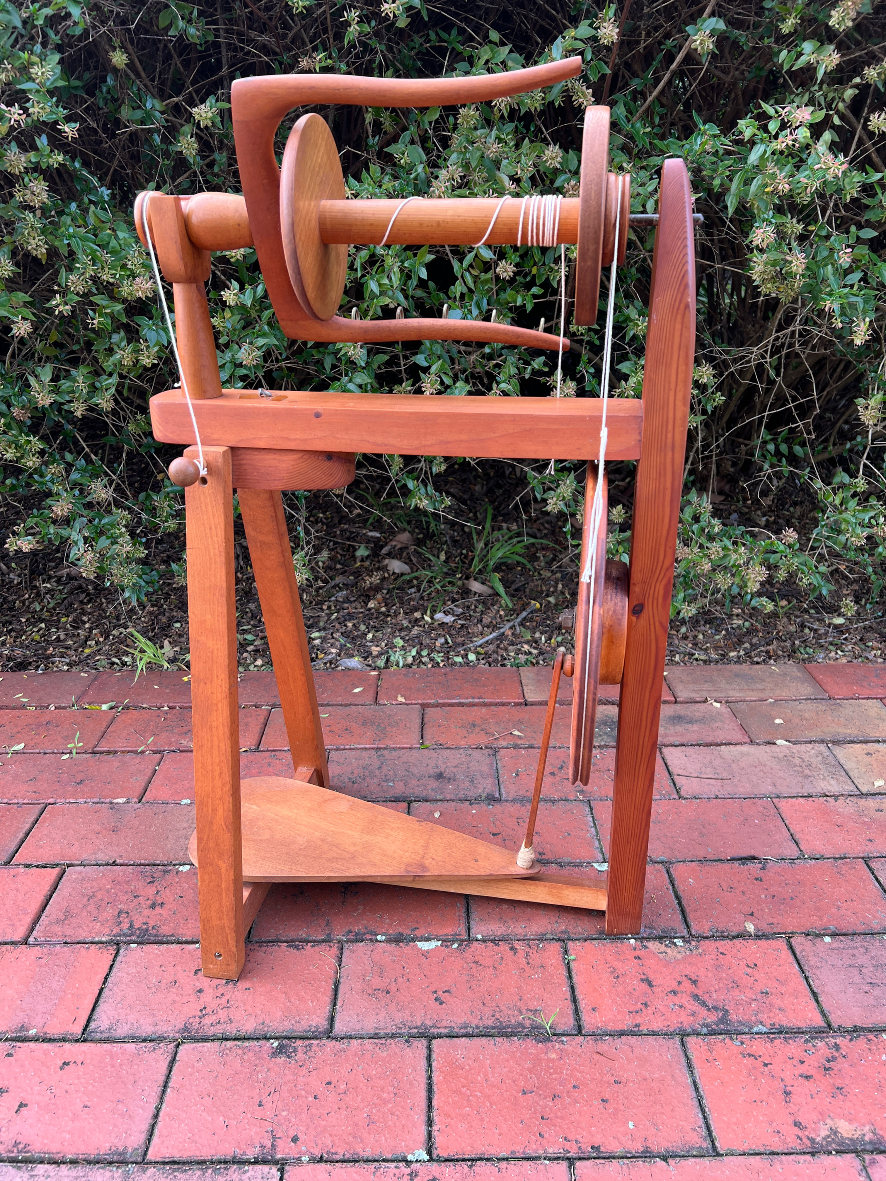 Ashford 'Indian' Spinning Wheel