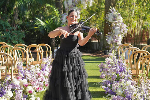 Professional wedding violinist in Miami