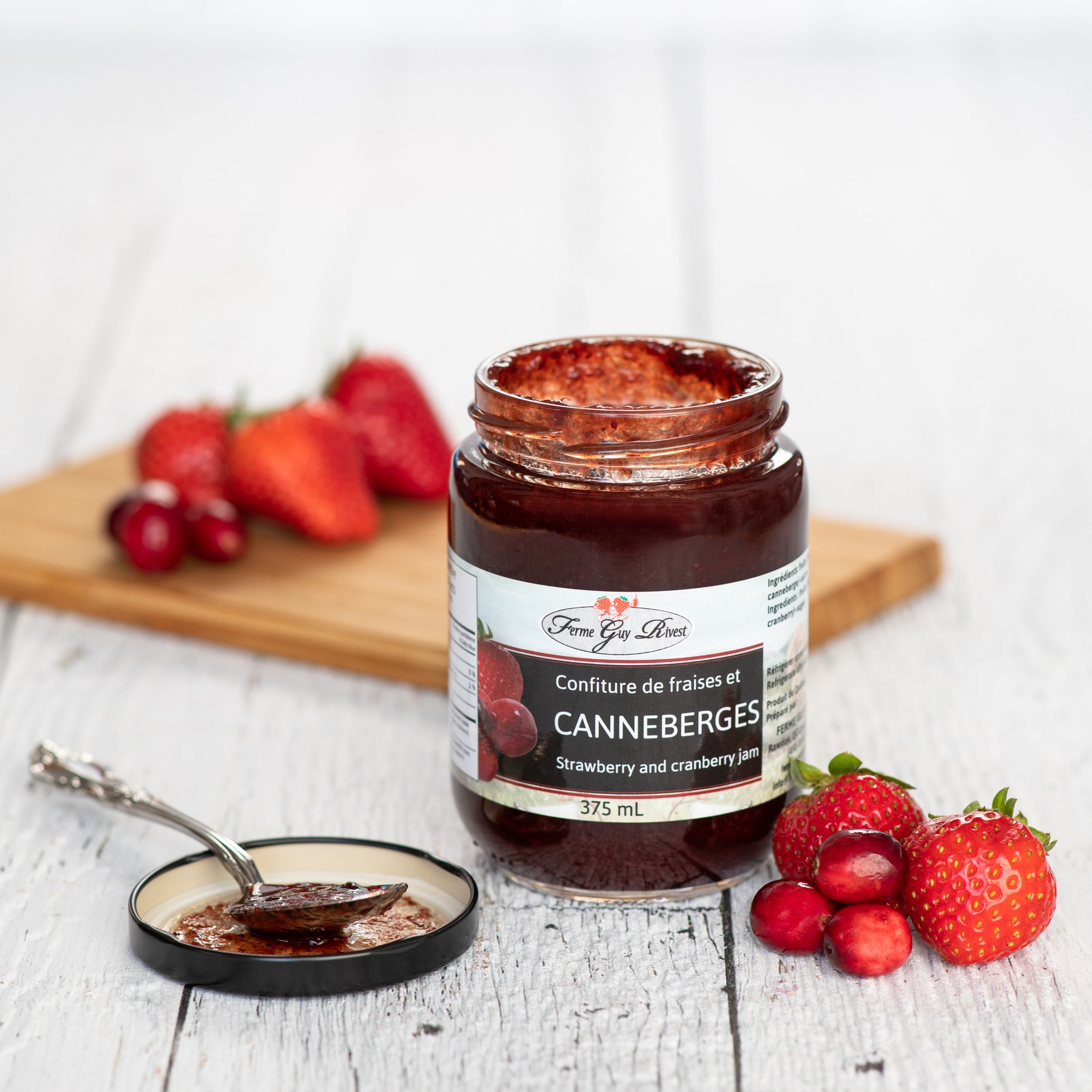 Confiture de fraises et canneberges - Strawberry & cranberry jam 375ml