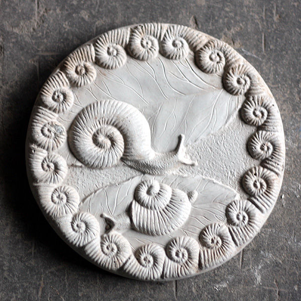 snail-stepping-stone