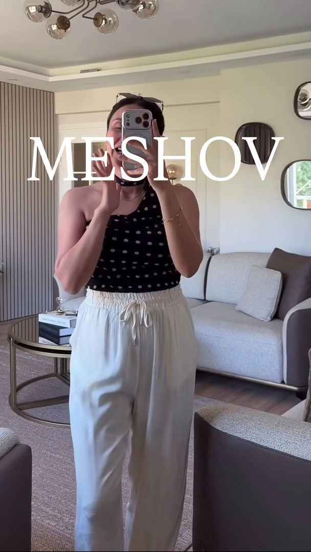 Thumbnail: Polka Dots Bluzka