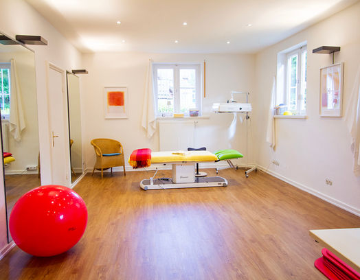 Großer Behandlungsraum