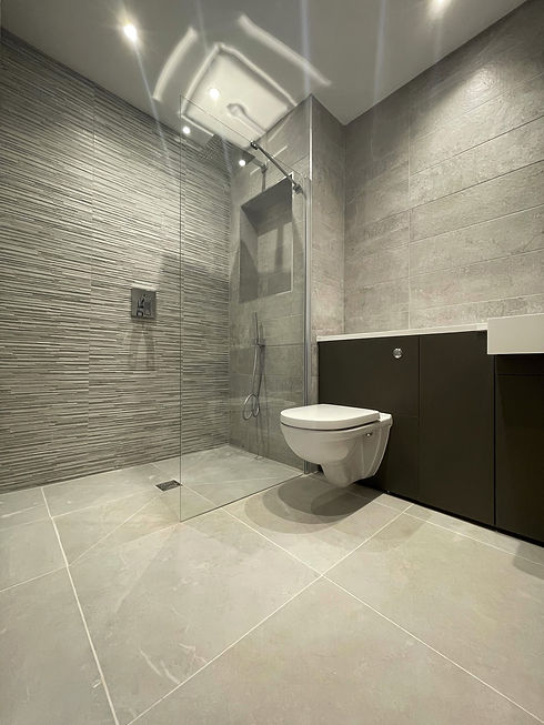 Apartment 11 - Ensuite Shower Room.jpeg
