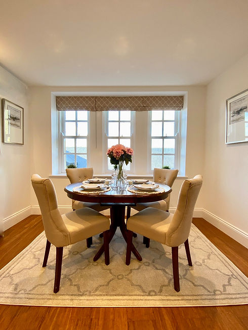 Apartment 9 - Dining Area 3.jpeg
