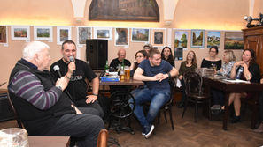 Mistr rozhlasových pohádek, Karel Weinlich zavítá do Dejvic na Talkshow Jakodoma.