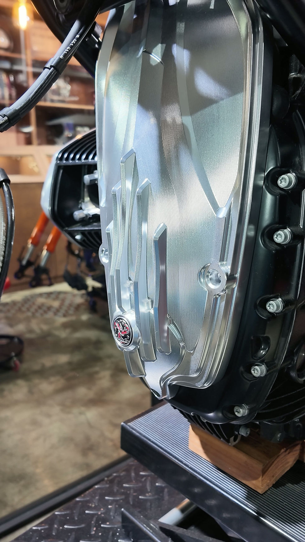 縮圖：R NineT CNC Alternator Cover