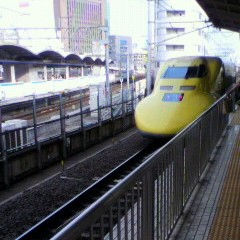 ドクターイエローってなぜ黄色いの？～ドクターイエローの雑学～