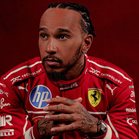 DE VOLTA AO TOPO: HAMILTON CONQUISTA PRIMEIRA VITÓRIA NA FERRARI