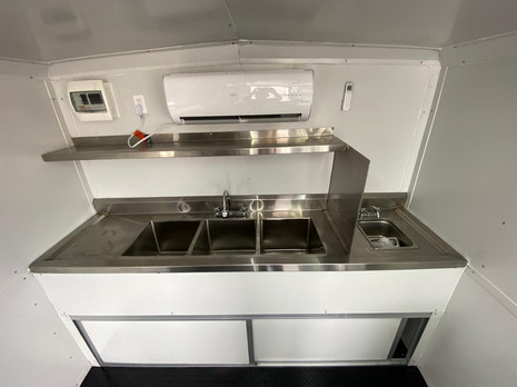 20x8 Ft Food Trailer