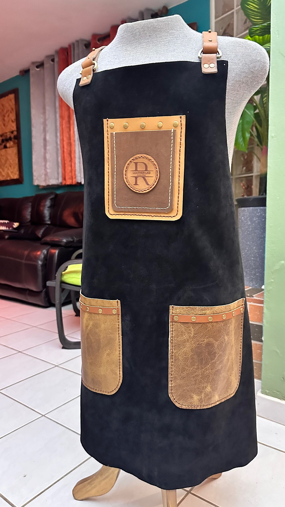 Thumbnail: Apron X4