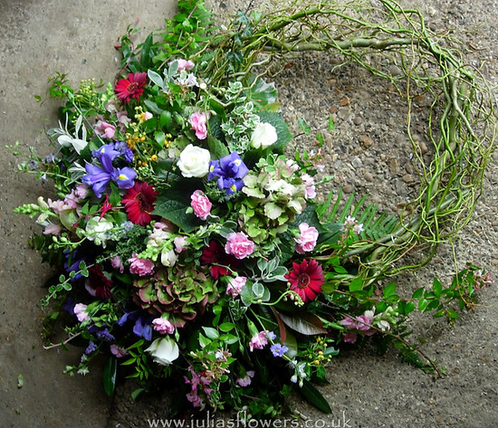WR16 Country Willow Wreath.jpg