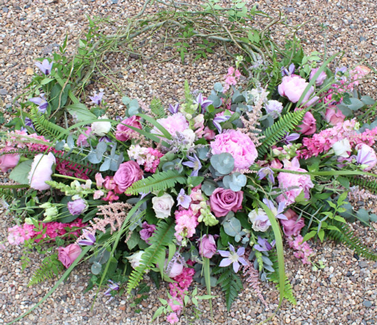 WR18 Pink and Blue Willow Wreath.JPG