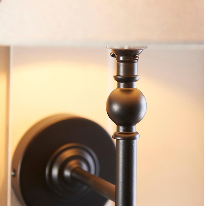 Thumbnail: Swift Wall Light