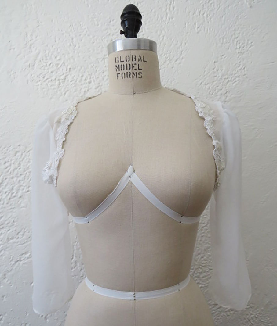Thumbnail: Brides Bolero