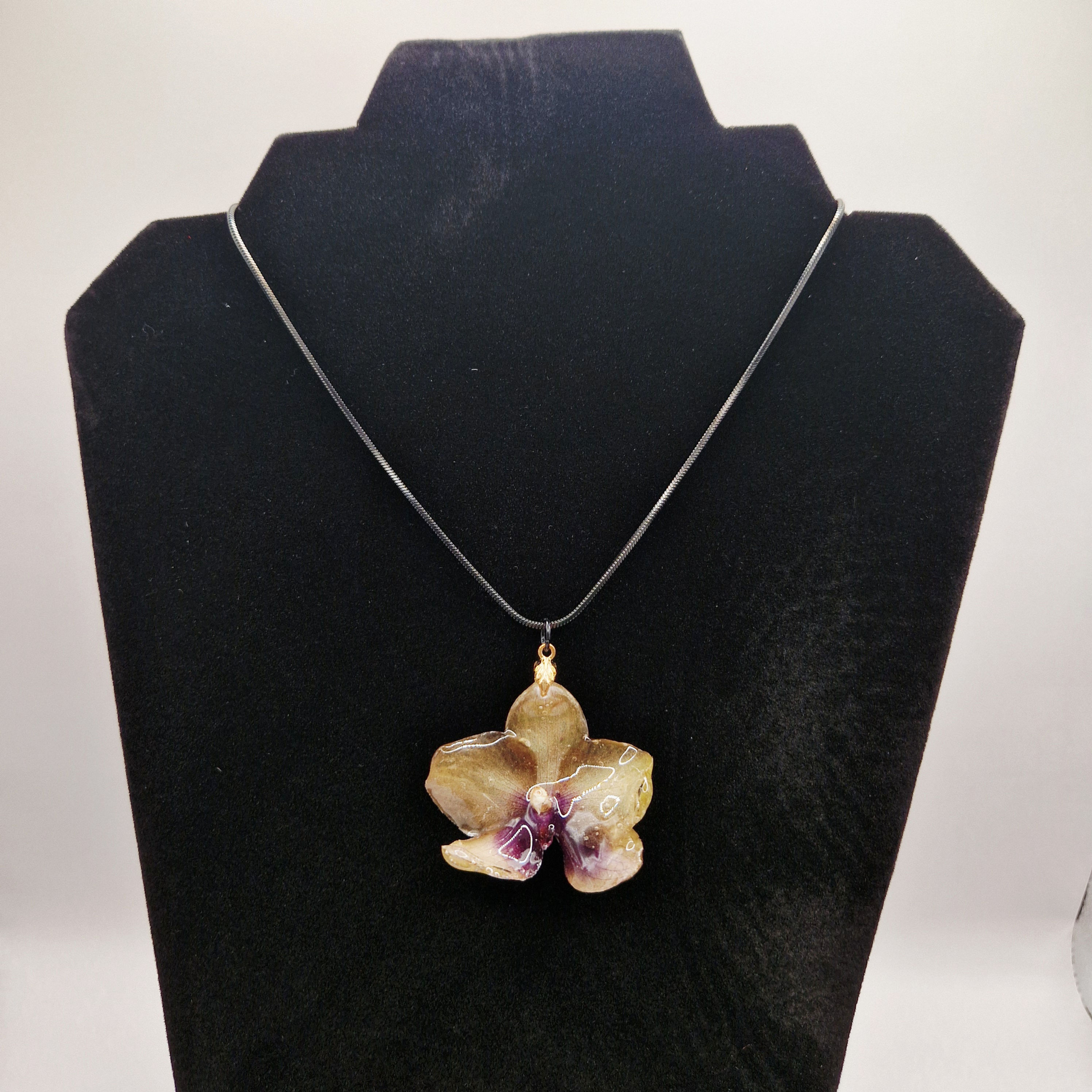 Collier "orchidee" faits main