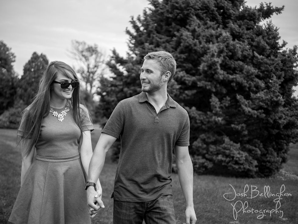 Niagara Falls Engagement Photography