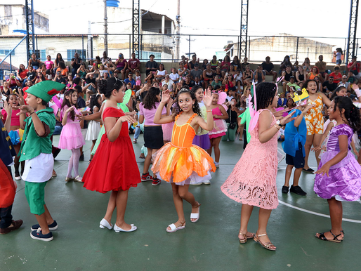 Macaé: Colégio Zelita Rocha celebra 33 anos com Conto de Fadas